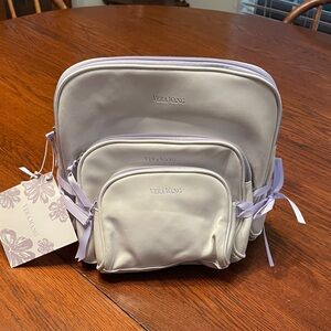 Vera Wang Lavender and Cream Cosmetic Bag Set